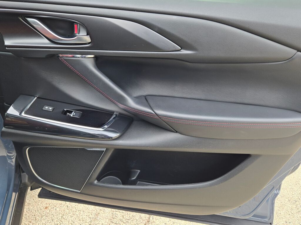 2023 Mazda CX-9 Carbon photo 4