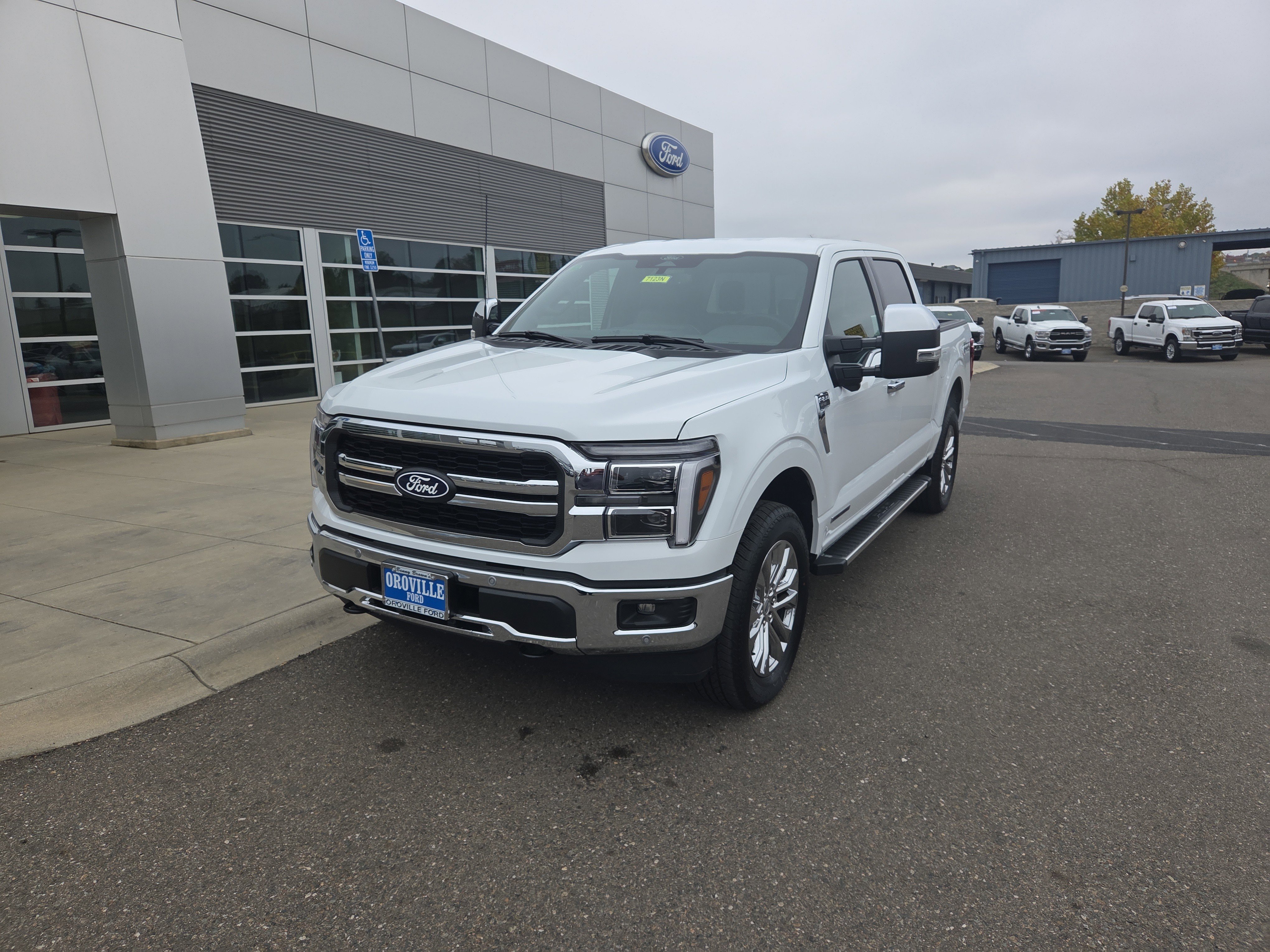 2025 Ford F-150 Lariat's photo