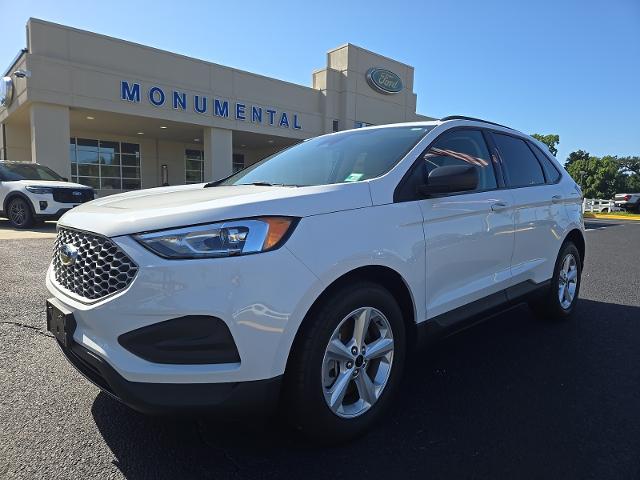 New 2024 Oxford White Ford SE image 1