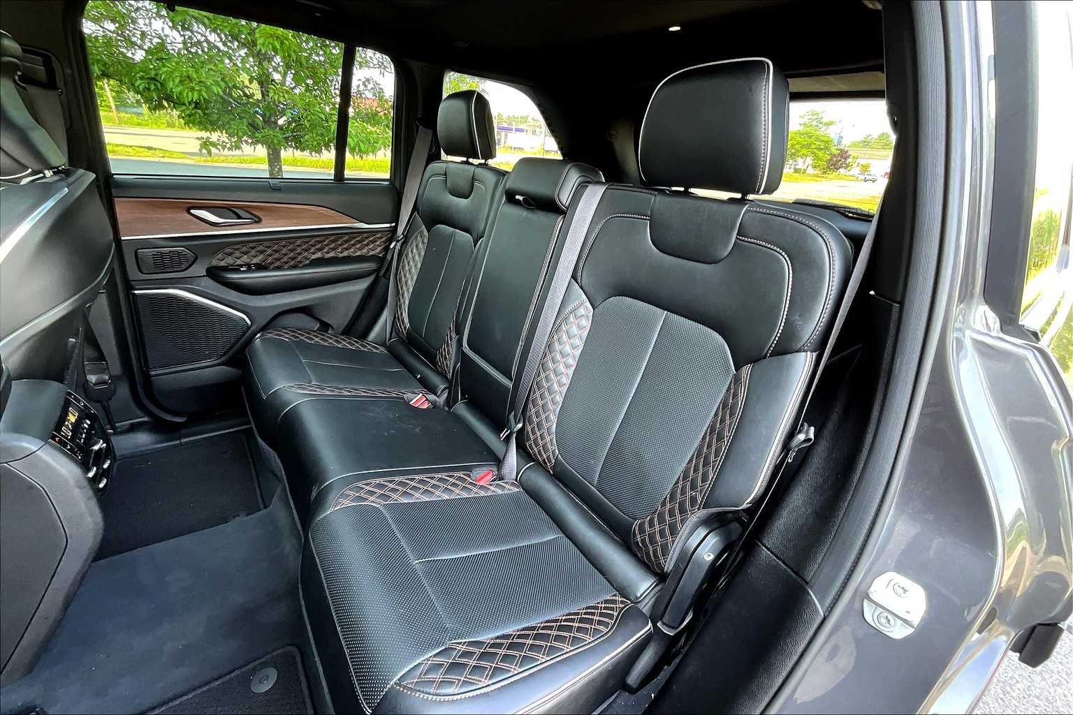 2023 Jeep Grand Cherokee Summit photo 20
