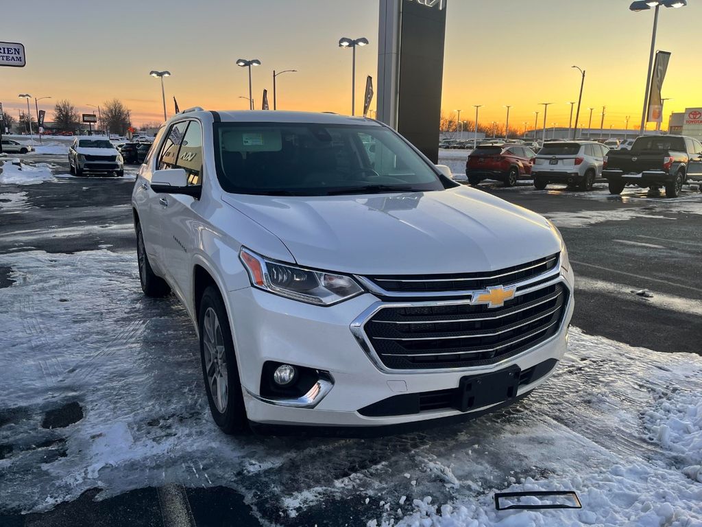 2020 Chevrolet Traverse Premier's photo