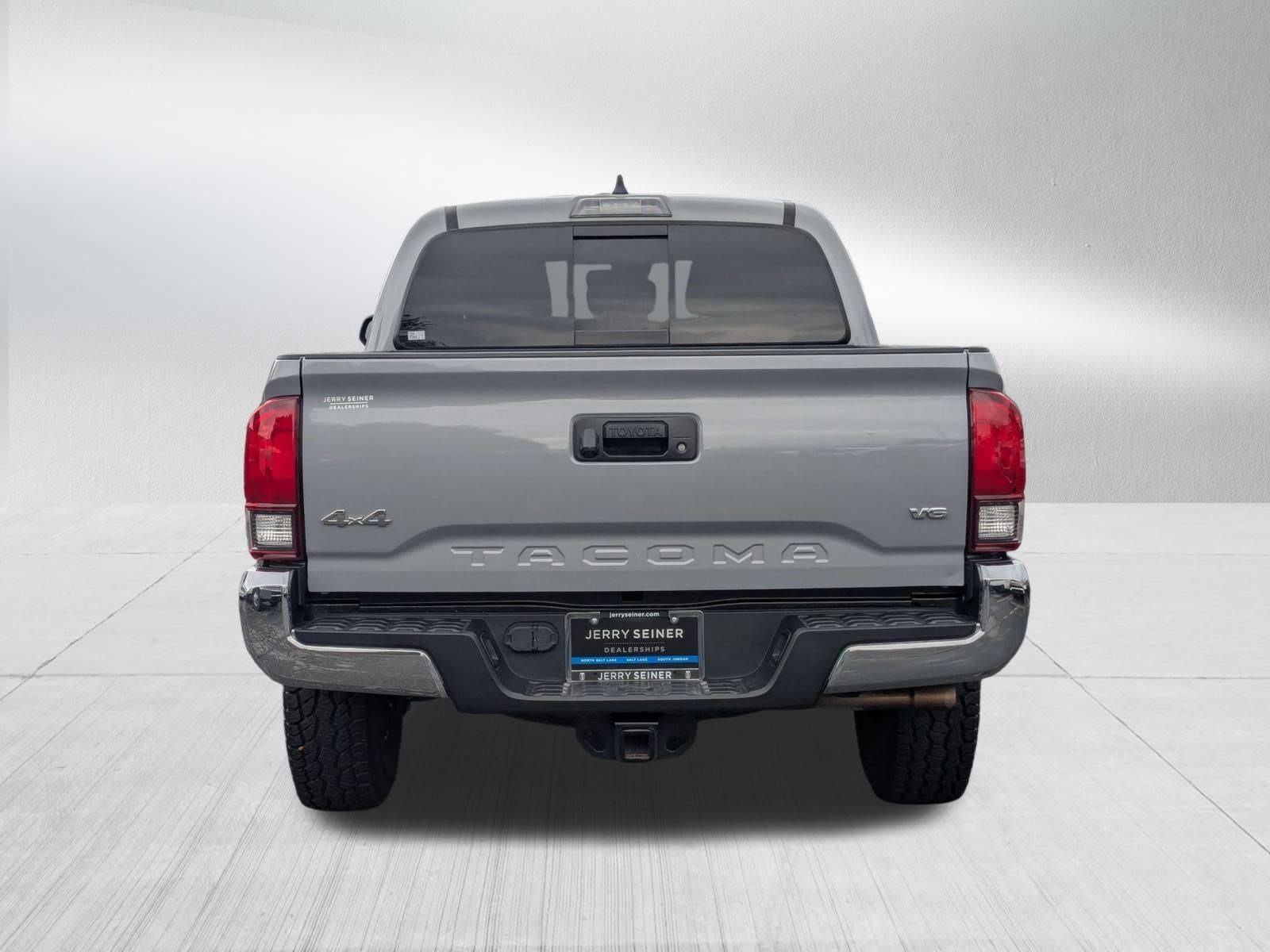 2020 Toyota Tacoma SR5 4x4 photo 4
