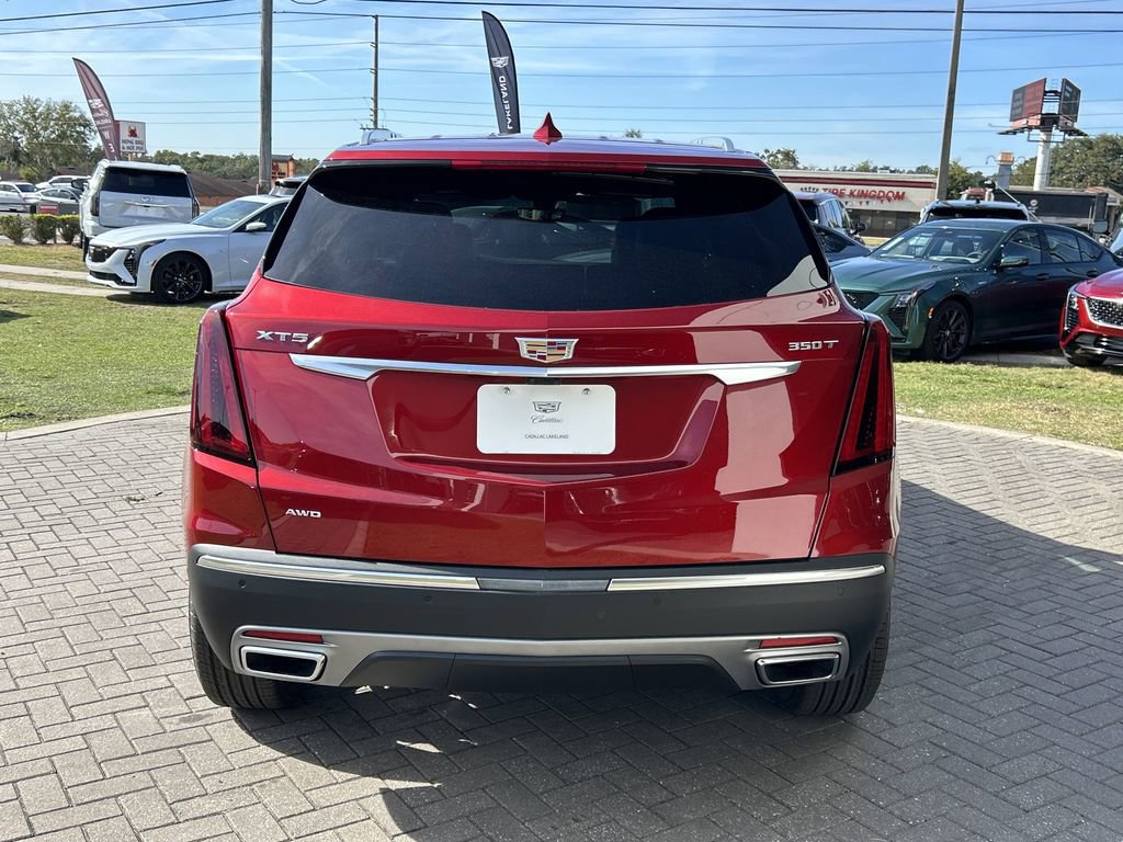 2026 Cadillac XT5 Premium Luxury photo 3