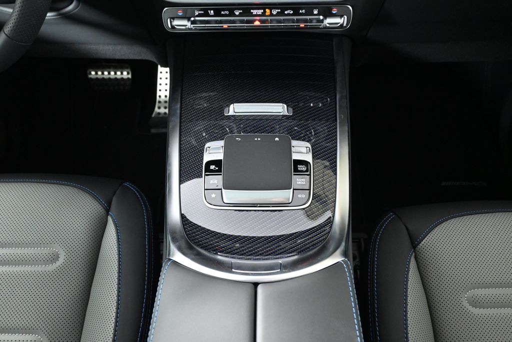 2025 Mercedes Benz G photo 19