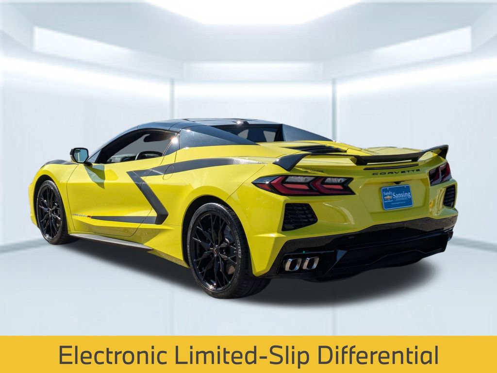 2023 Chevrolet Corvette Stingray 2LT photo 4
