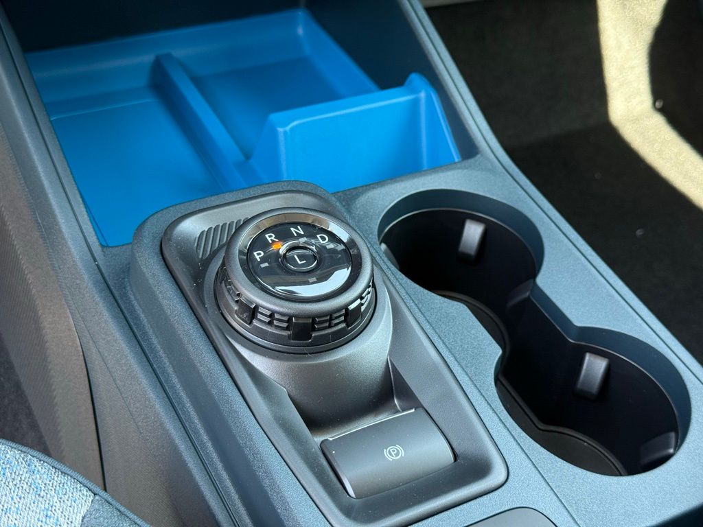 2025 Ford Maverick XLT photo 11