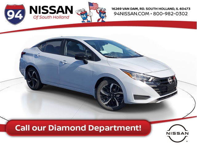2025 Nissan Versa Sedan SR's photo