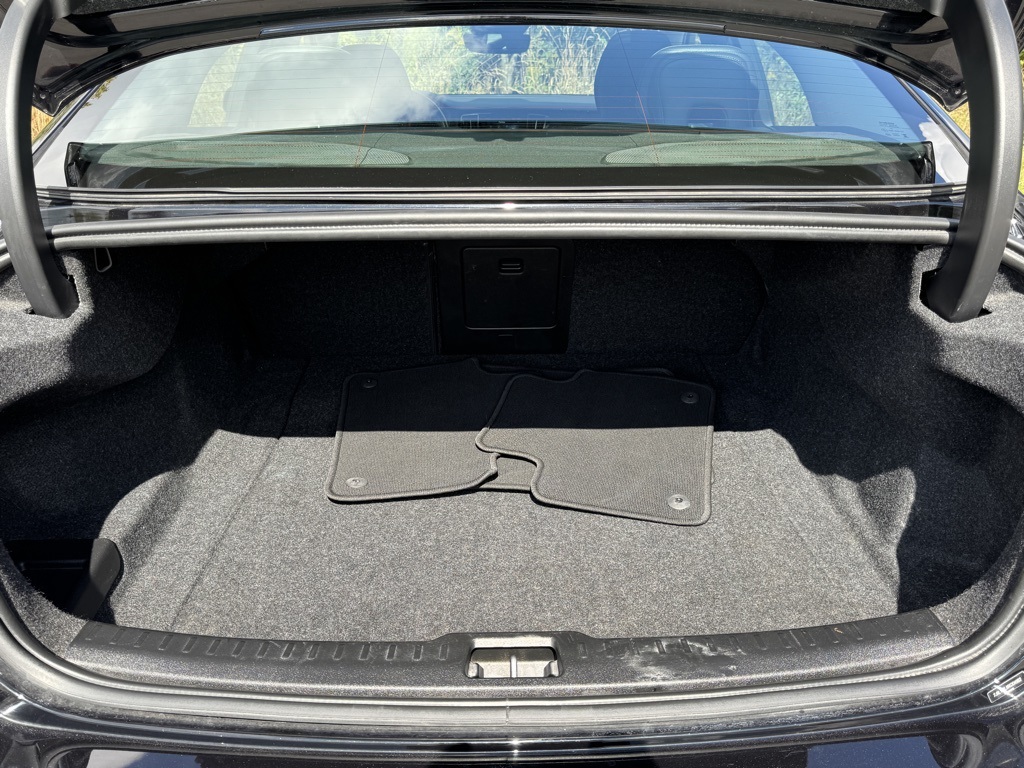 2024 Volvo S60 B5 Plus photo 25
