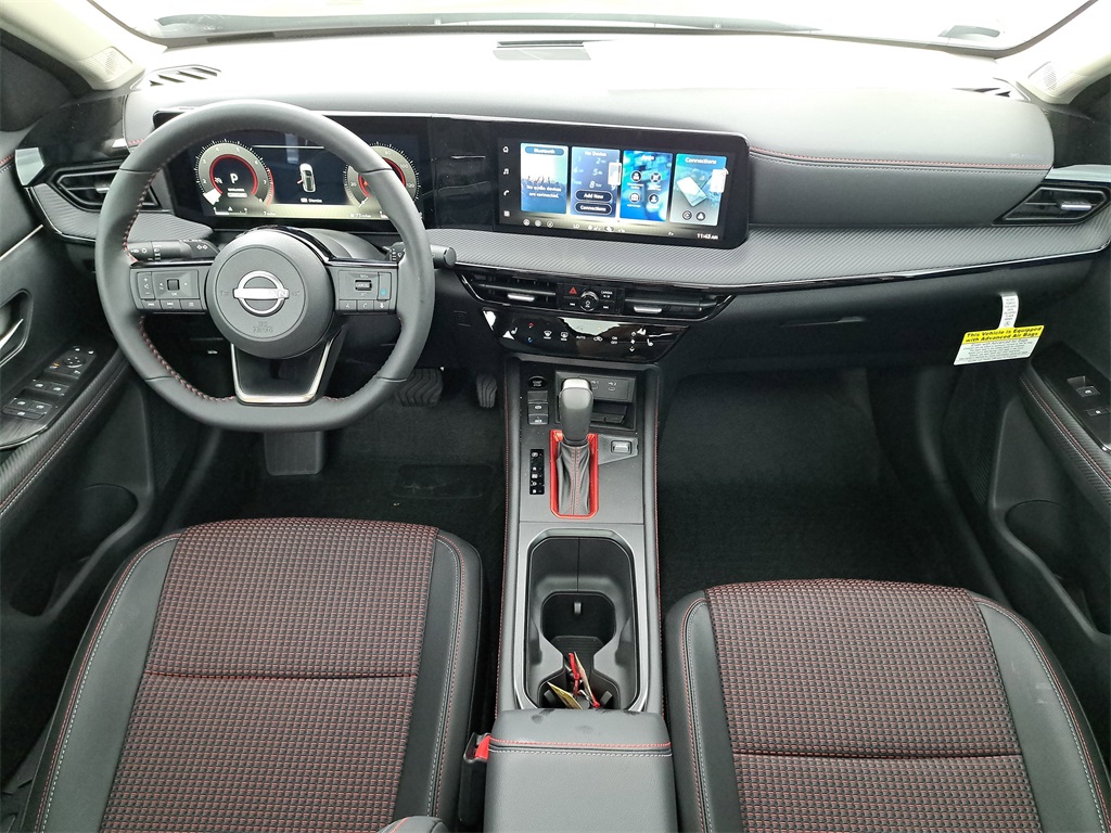 2026 Nissan Kicks SR photo 14