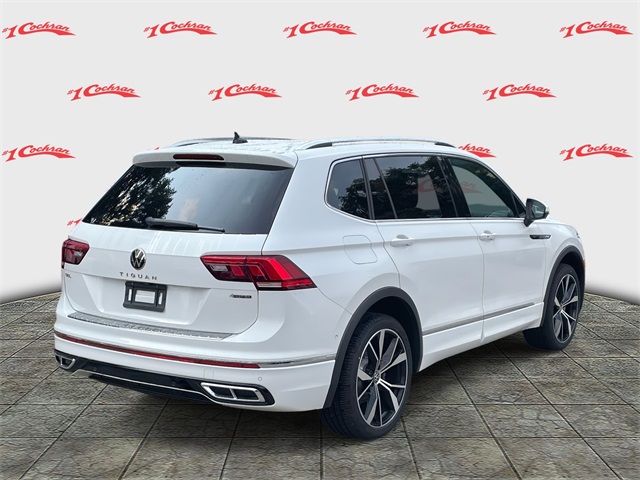 2022 Volkswagen Tiguan SEL Premium R-Line photo 2