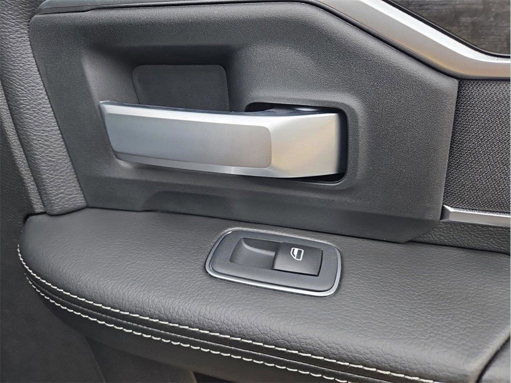 2024 Ram 2500 Big Horn photo 30