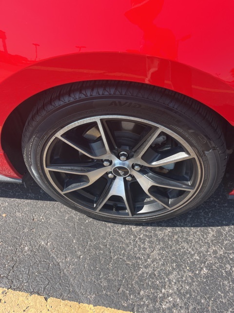 2021 Ford Mustang EcoBoost photo 9
