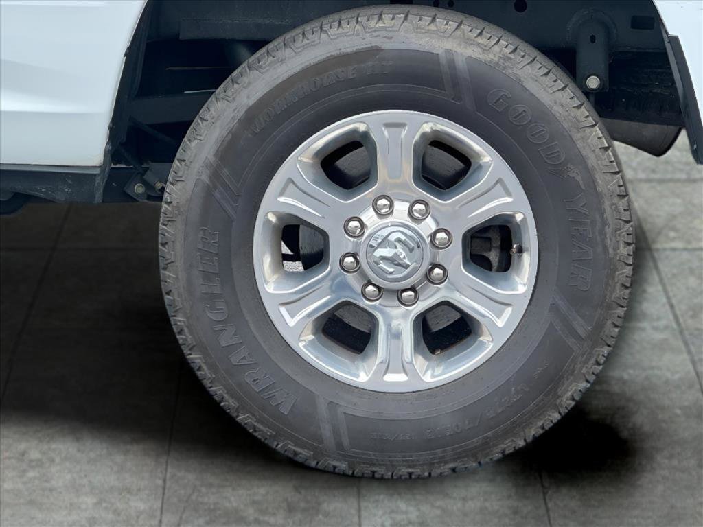 2024 Ram 2500 Big Horn photo 9
