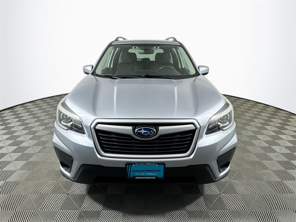 2020 Subaru Forester Premium photo 2