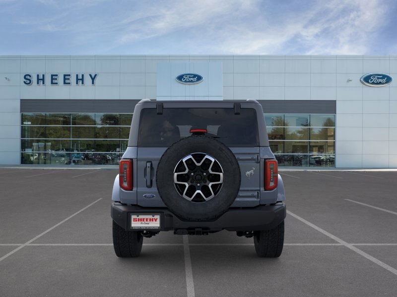 2025 Ford Bronco Outer Banks photo 4