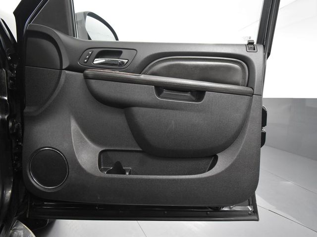2012 Gmc Yukon Denali photo 40