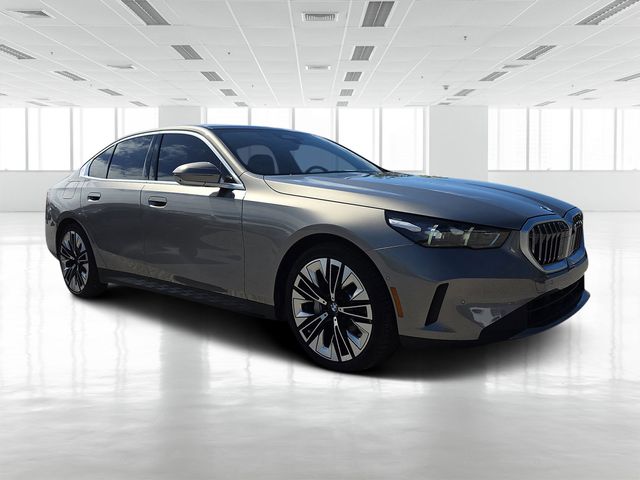 2025 BMW 5 Series 530i's photo