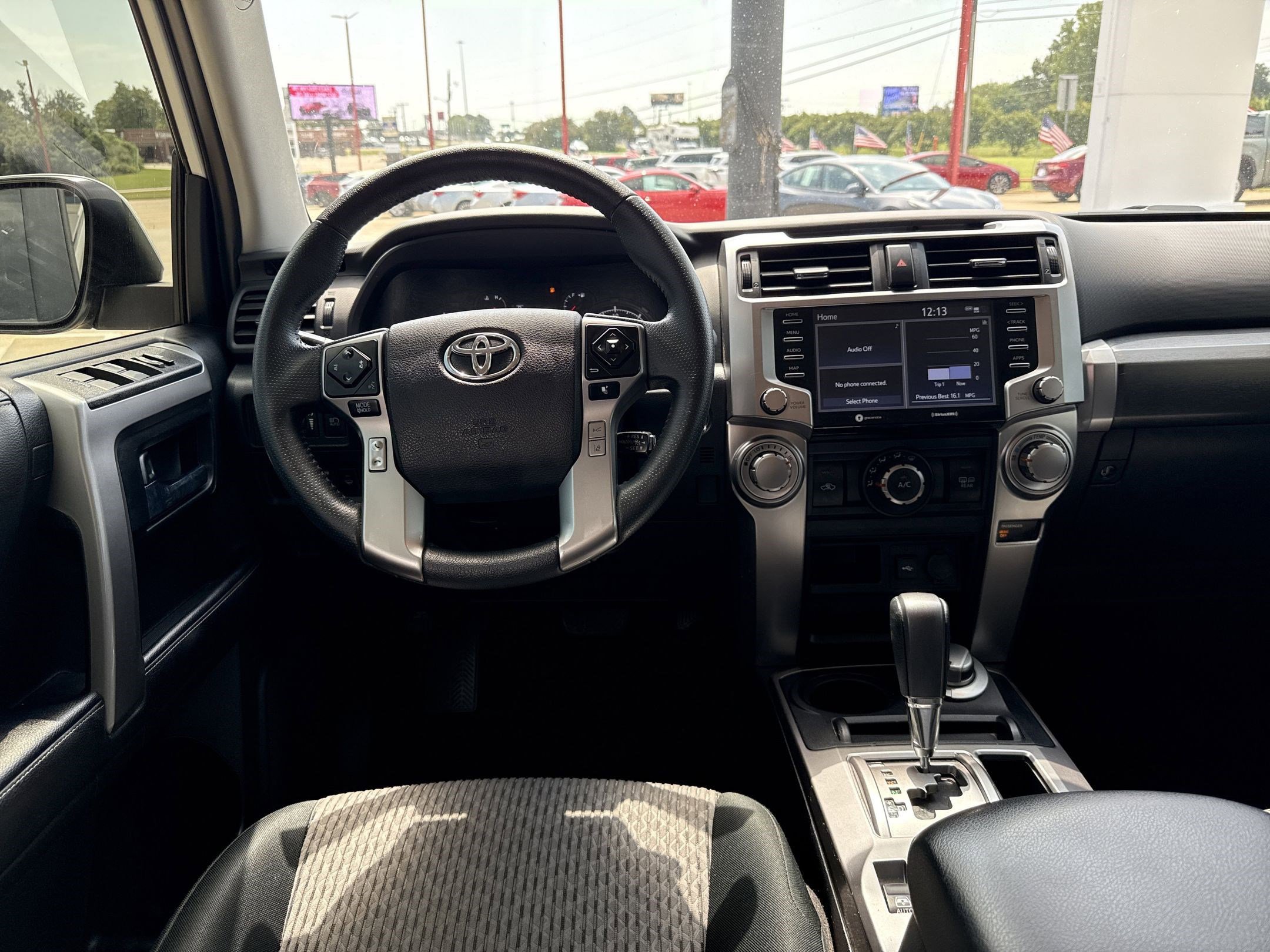 2023 Toyota 4Runner SR5 photo 4