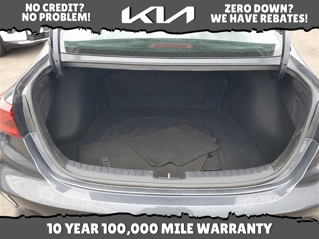 2024 Kia Forte LX photo 7