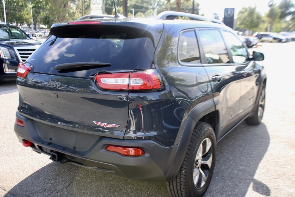 2016 Jeep Cherokee Trailhawk photo 5