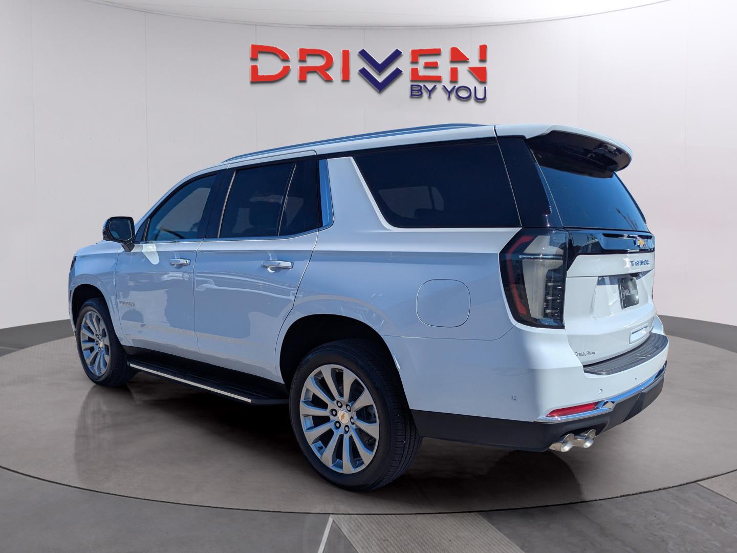 2026 Chevrolet Tahoe Premier photo 2