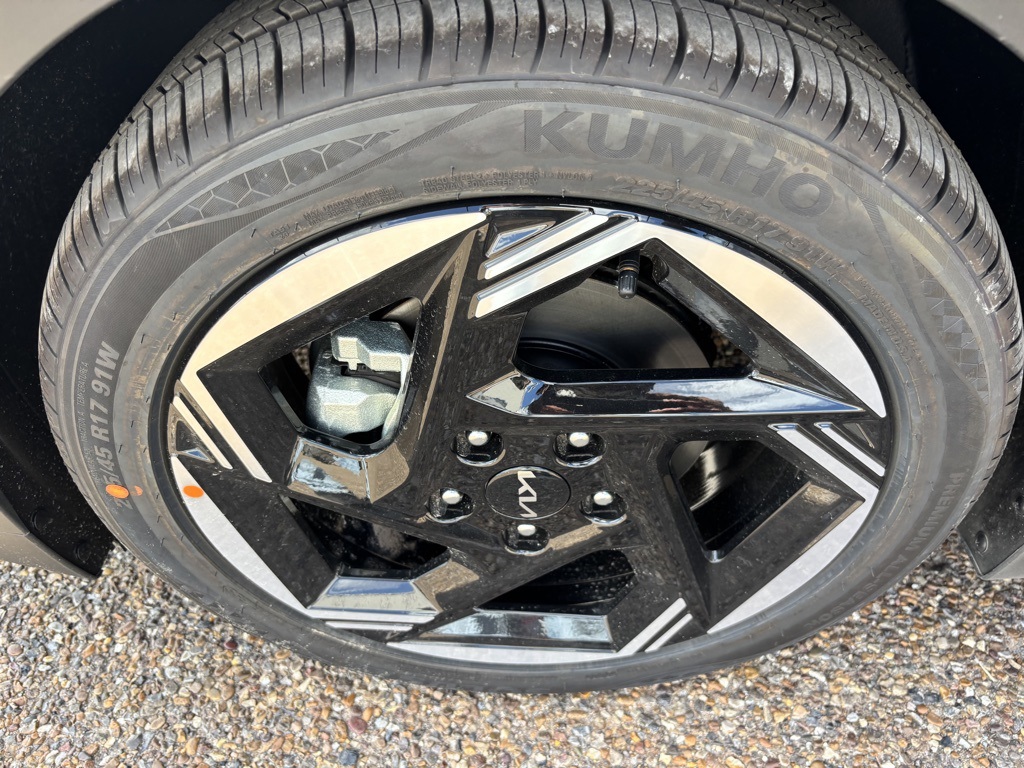 2025 Kia K4 EX photo 21