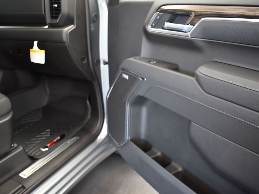 2026 Chevrolet Silverado 1500 RST photo 25