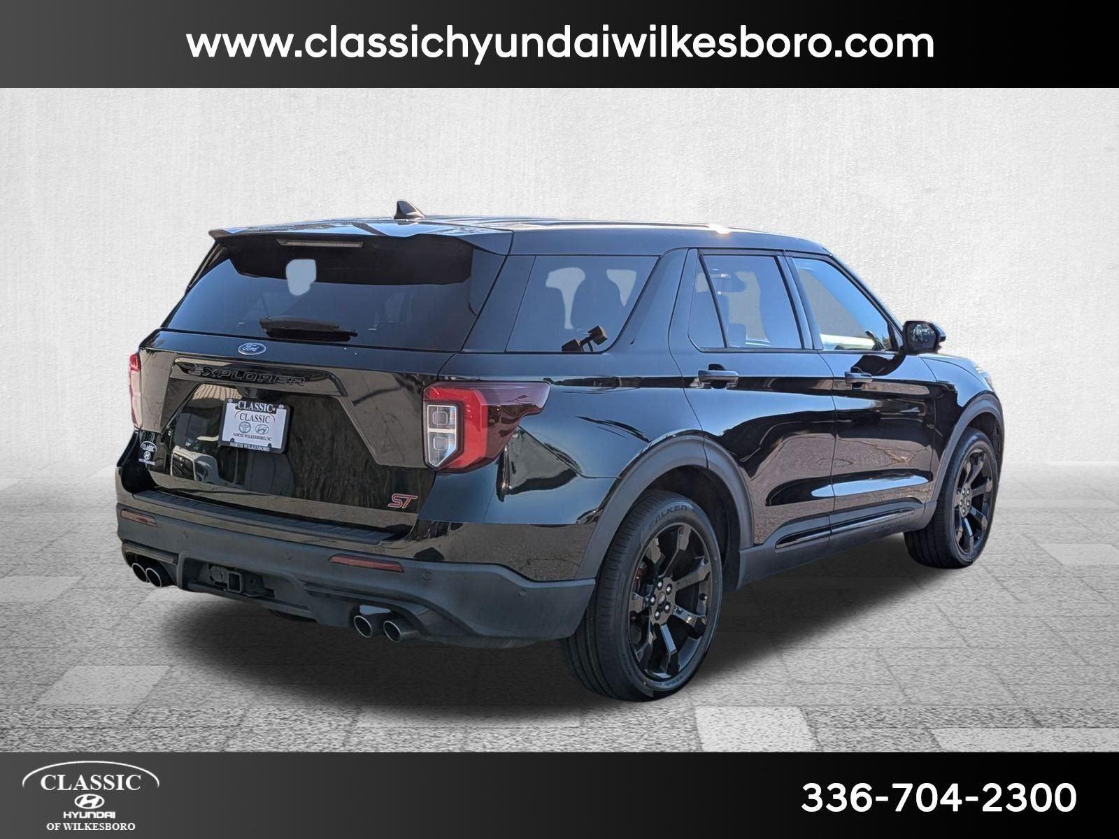 2021 Ford Explorer ST photo 4