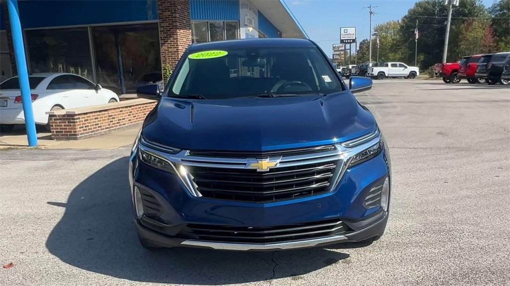 2022 Chevrolet Equinox LT photo 3