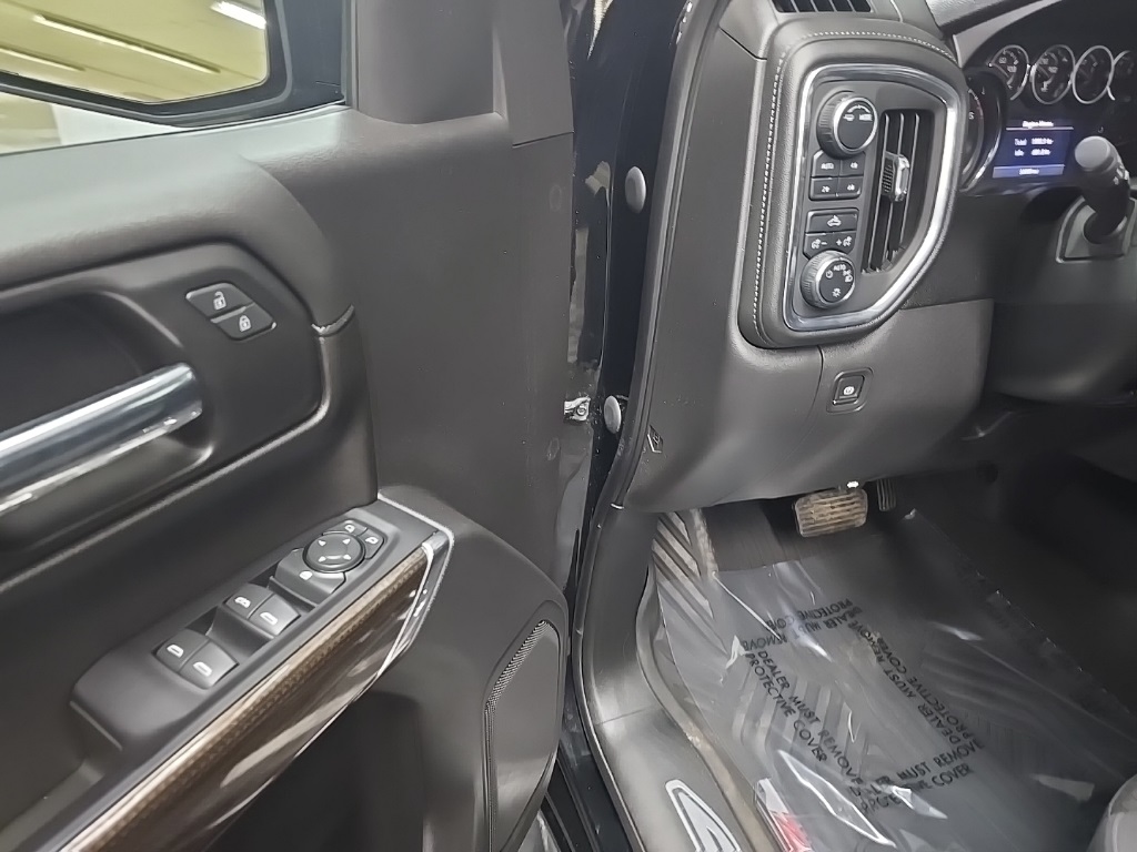 2020 Chevrolet Silverado 1500 LT photo 25
