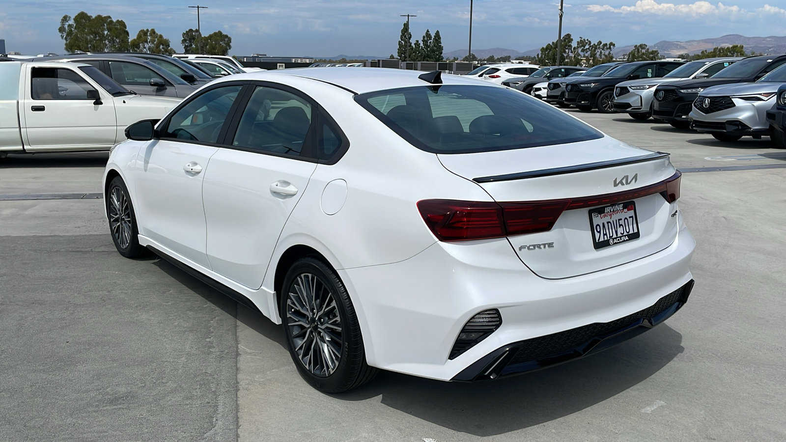 2022 Kia Forte GT-Line photo 2