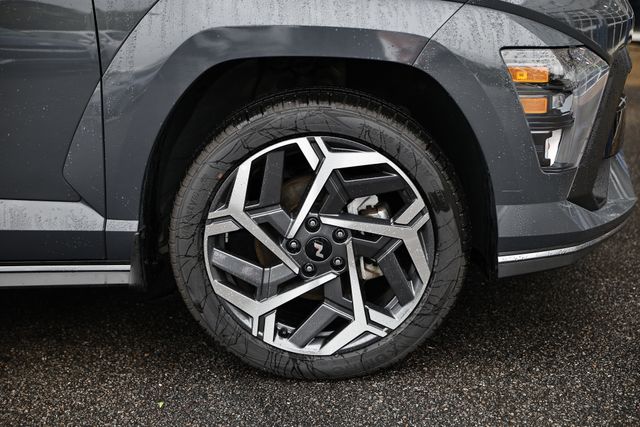 2024 Hyundai Kona N Line photo 2