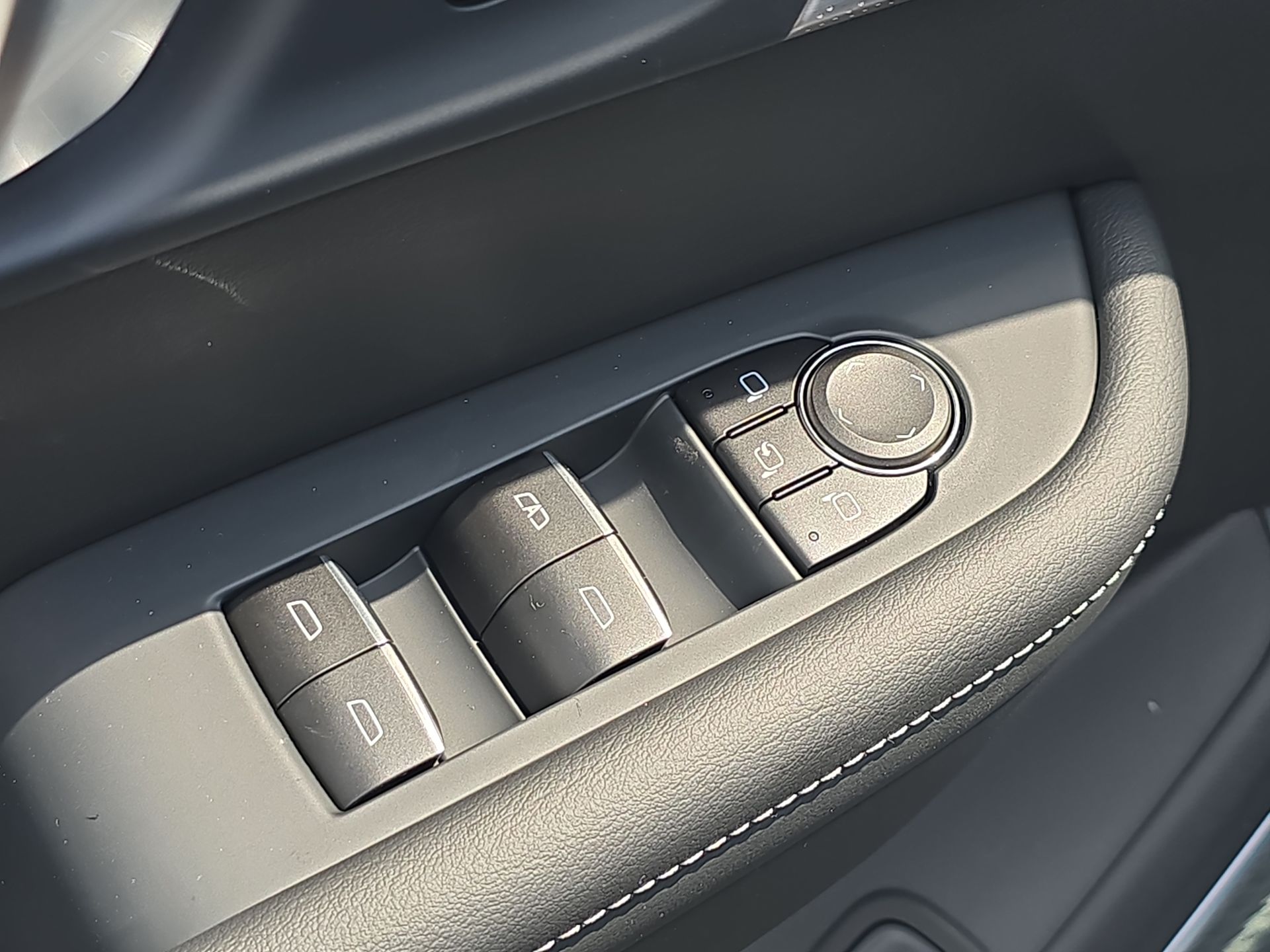 2026 Buick Enclave Avenir photo 19