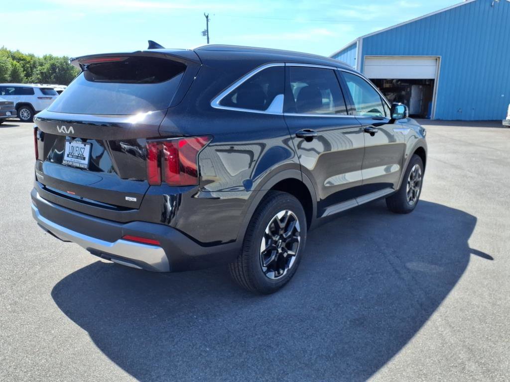 2026 Kia Sorento S photo 7