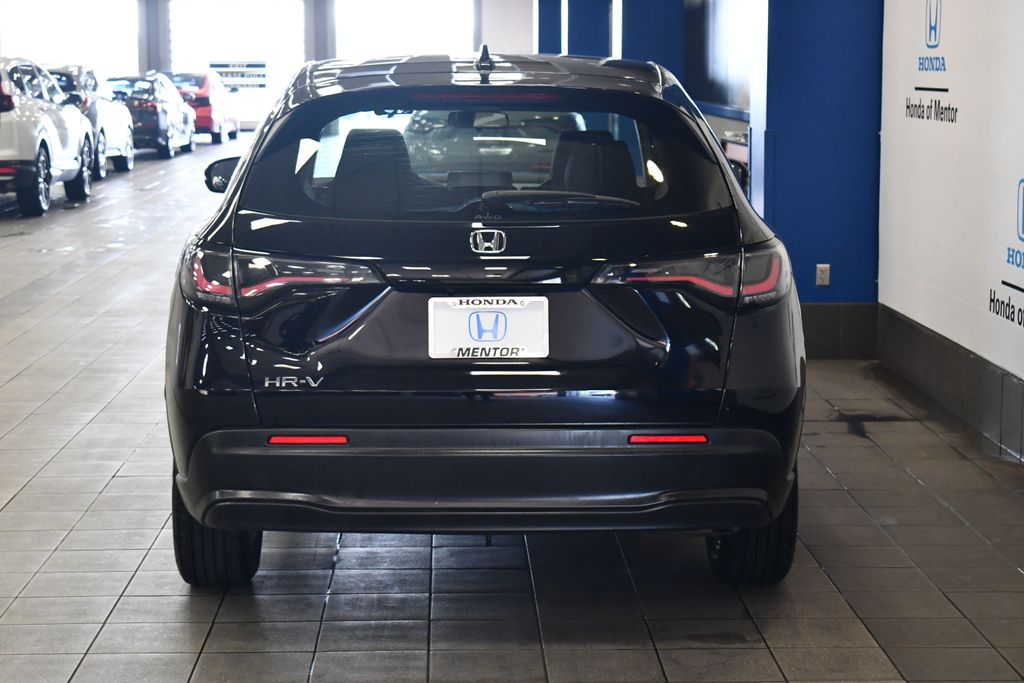 2023 Honda HR-V LX photo 3