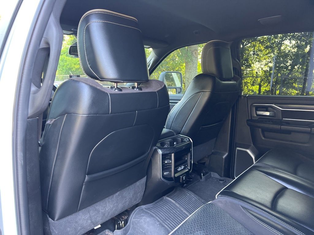 2024 Ram 3500 Laramie photo 32
