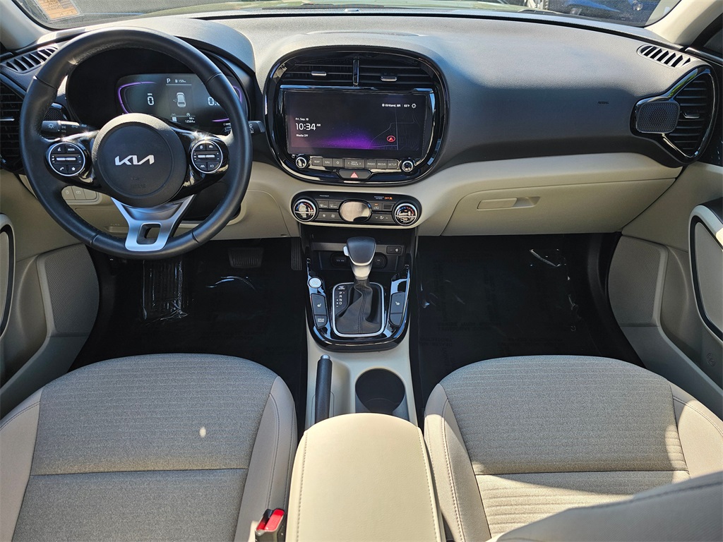 2023 Kia Soul EX photo 17