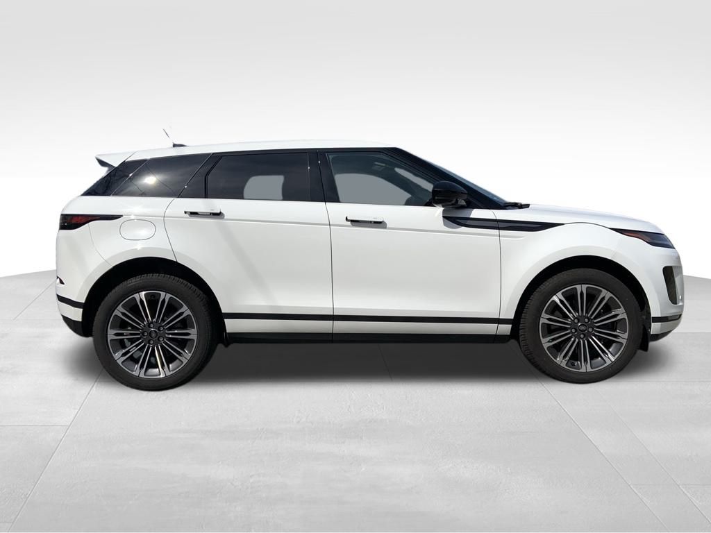 2024 Land Rover Range Rover Evoque S photo 4