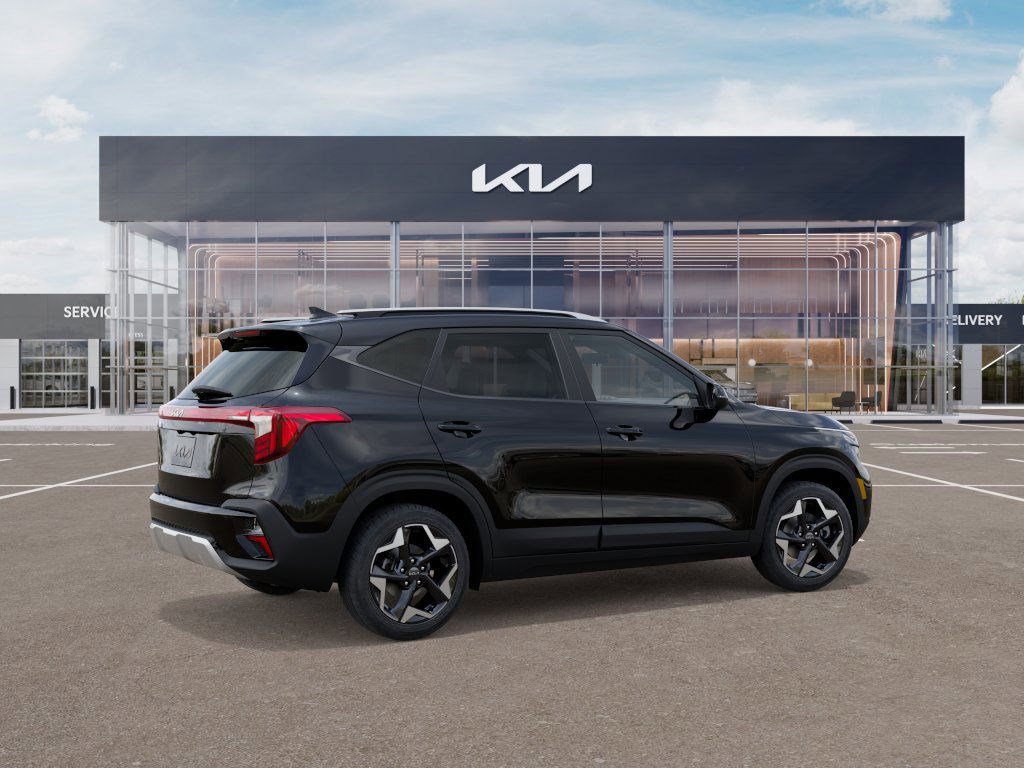 2026 Kia Seltos S photo 5