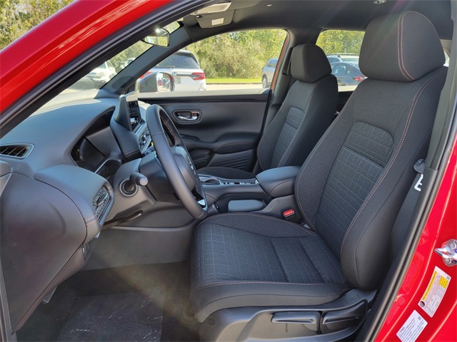 2026 Honda HR-V Sport photo 4