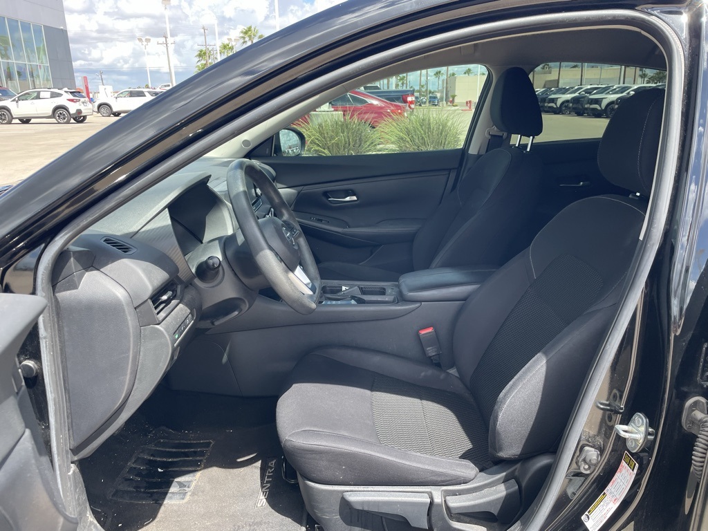 2022 Nissan Sentra S photo 11