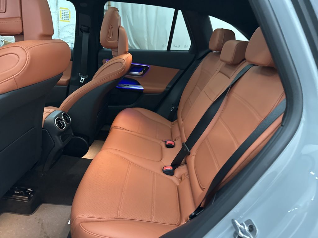 2026 Mercedes Benz GLC 300 photo 19