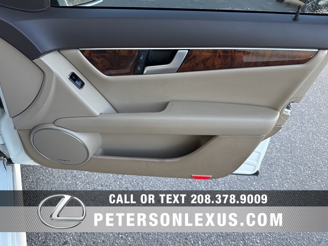 2012 Mercedes Benz C 300 4MATIC photo 11