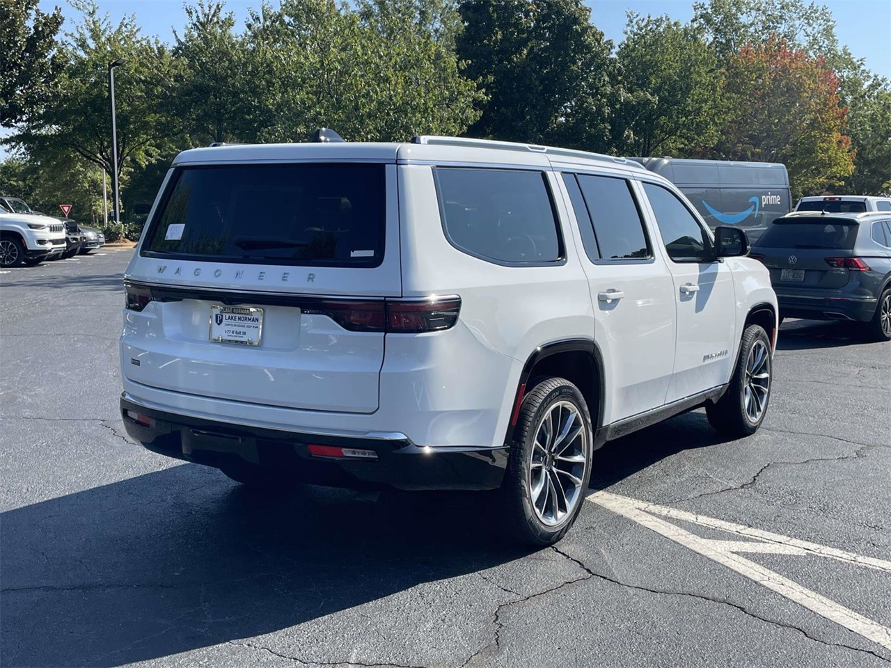 2025 Jeep Wagoneer Series III photo 3