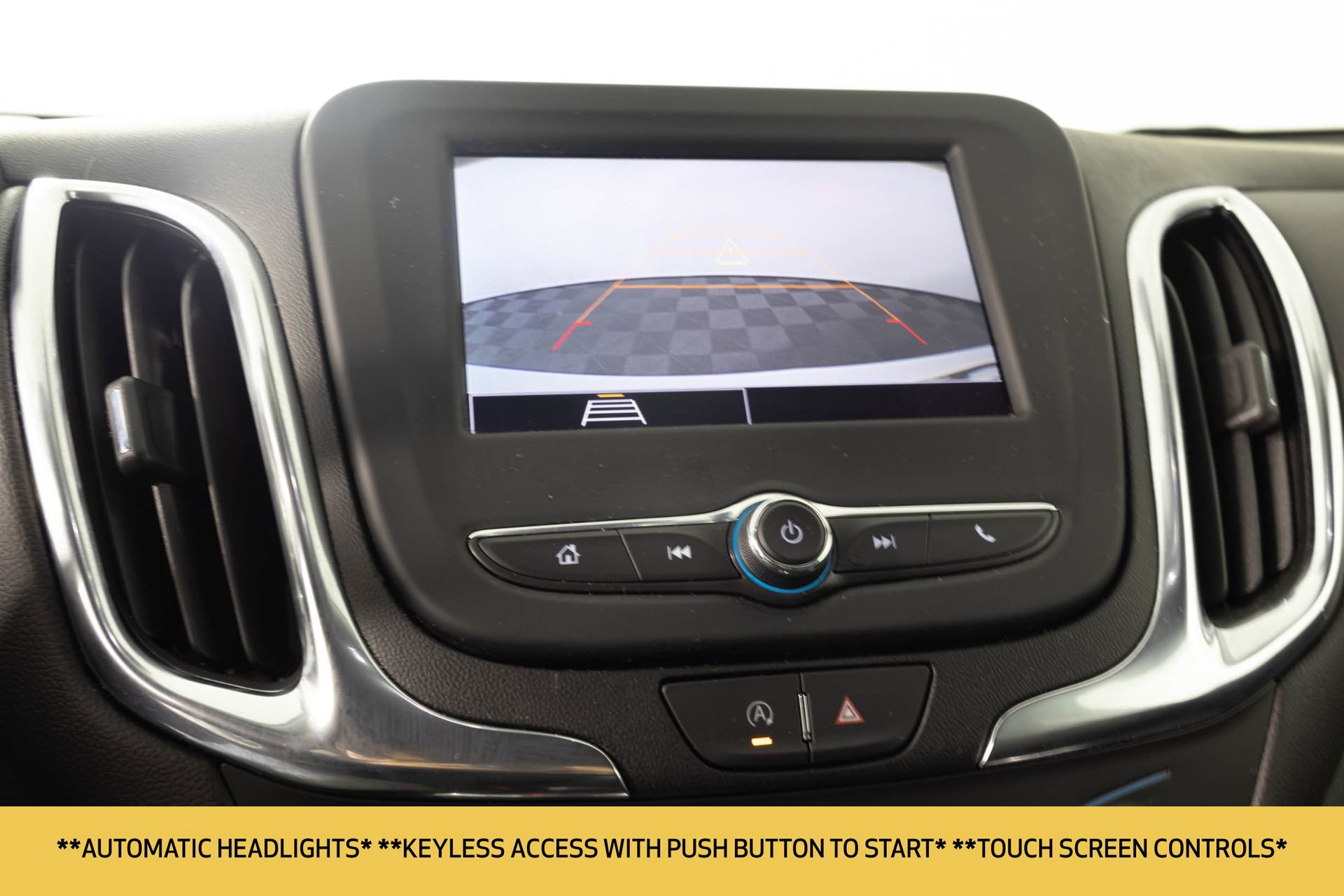 2022 Chevrolet Equinox LT photo 3