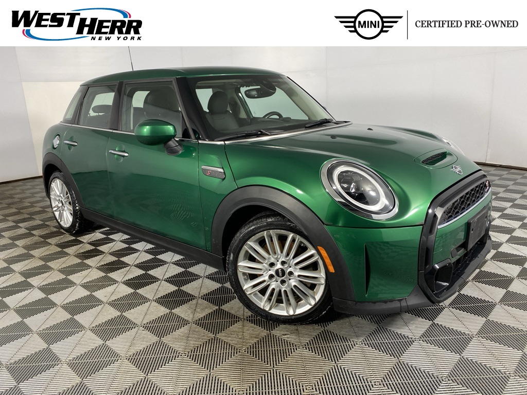 2023 MINI Hardtop 4 Door S's photo