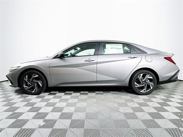 2025 Hyundai Elantra Hybrid SEL Sport photo 3