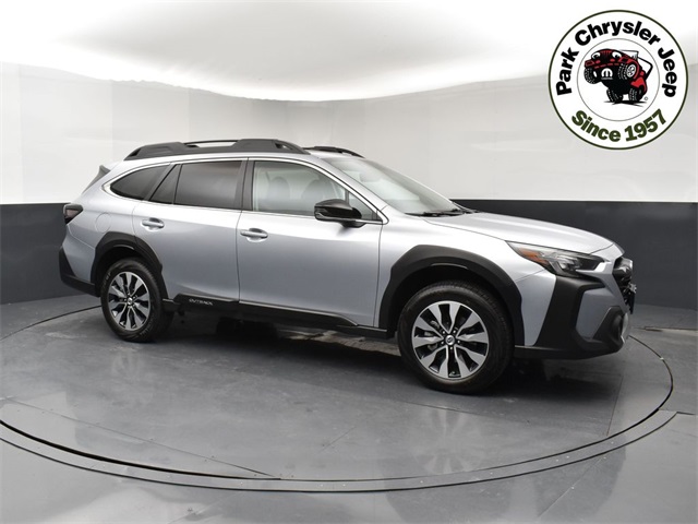 2025 Subaru Outback Limited's photo