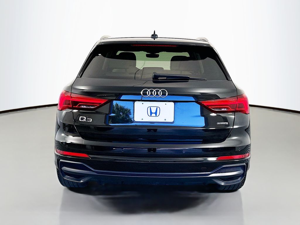 2022 Audi Q3 45 TFSI S line Premium photo 6