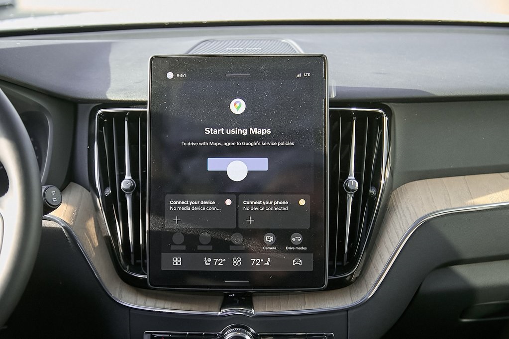 2026 VOLVO XC60 - Image 26